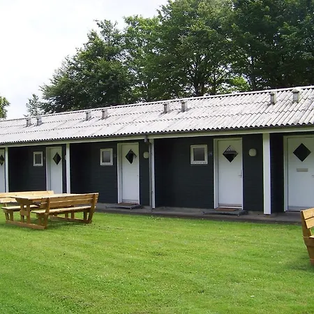 Cottages Hotel 3*